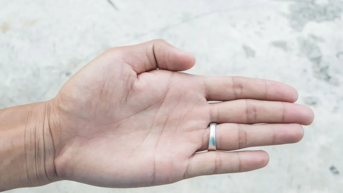 Cititul în palmă, practică de sute de ani. Ce semnificație au liniile de la încheietura mâinii