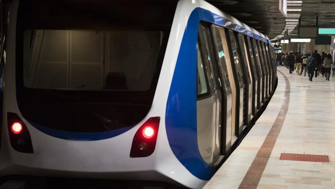 Ministrul Transporturilor aprobă scumpirea călătoriei cu metroul chiar în ziua când îşi dă demisia din Guvern. Metrorex va creşte tariful de la 1 mai, de la 5 lei la 7 lei