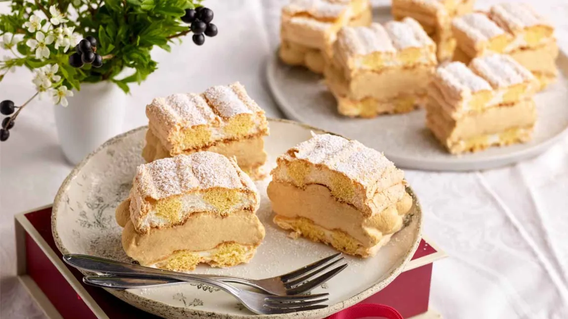 Viena în farfurie! Cum prepari Kardinalschnitte, desertul rafinat din cele mai elegante cafenele ale capitalei Austriei