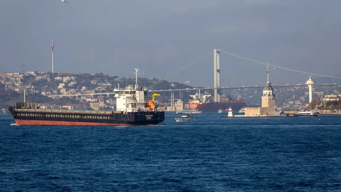 Trei petroliere, atacate de drone în Marea Neagră, în apropiere de Strâmtoarea Bosfor