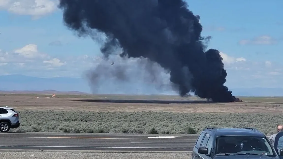 Două avioane ale Marinei SUA s-au prăbuşit la un spectacol aerian din Idaho