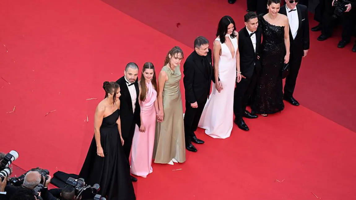 Cannes 2026: Cristian Mungiu nu a fost aplaudat degeaba, câştigă Premiul François Chalais pentru „Fjord”