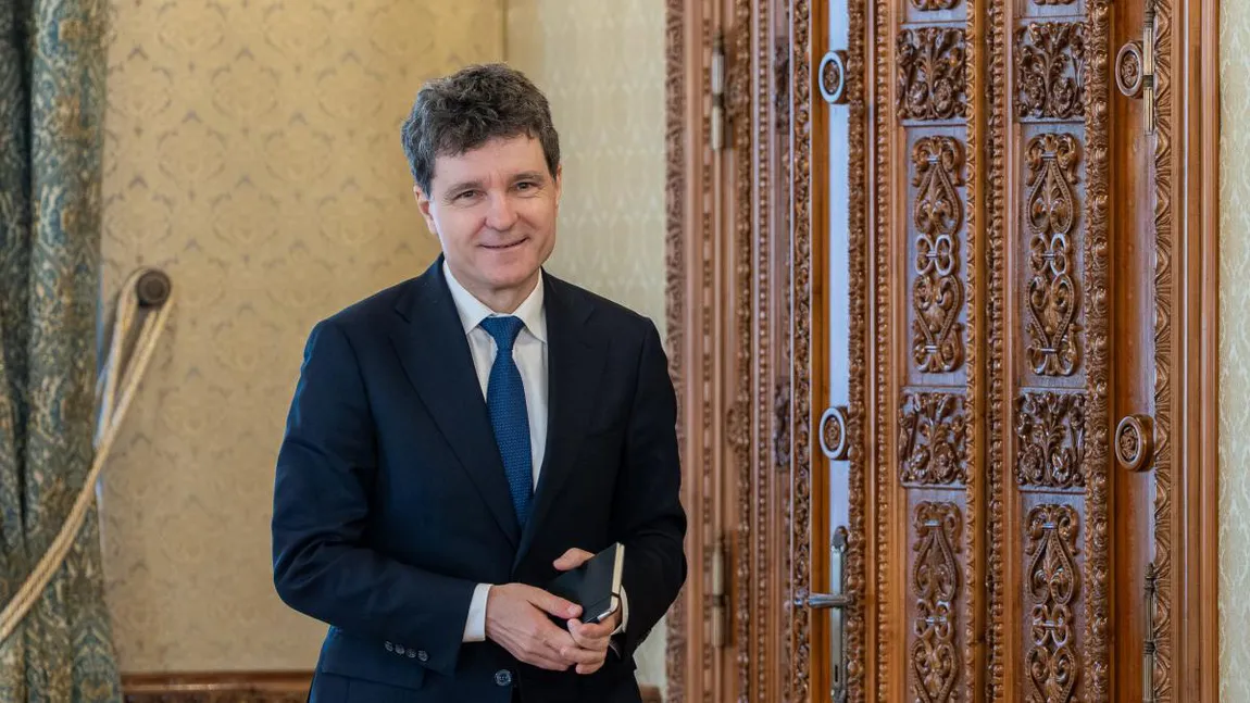 Conflict juridic pe drepturile copilului: Nicușor Dan sesizează CCR privind consilierea psihologică a minorilor care săvârșesc fapte penale, fără a fi nevoie de acordul părinților