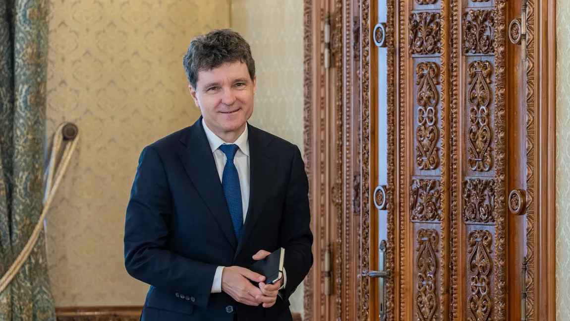 Nicuşor Dan are azi consultări cu liderii grupurilor Uniţi pentru România, PACE – Întâi România şi parlamentarii neafiliaţi: 