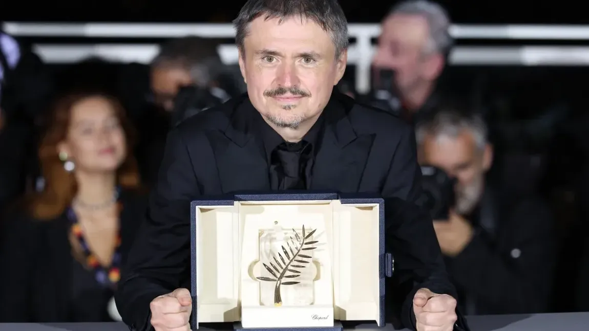 FOTO Cum arată casa lui Cristian Mungiu? Regizorul premiat la Cannes are o vilă spectaculoasă în București