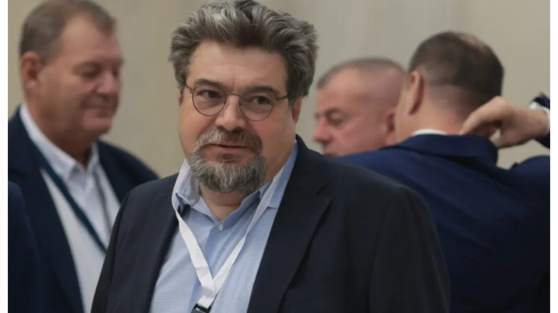 Politologul Andrei Ţăranu: Scad dramatic şansele ca Guvernul Veştea să fie învestit. PSD-ul o să ni se pară un munte de democraţie, un Everest al democraţiei liberale, pe lângă ce o să vină după nişte alegeri anticipate