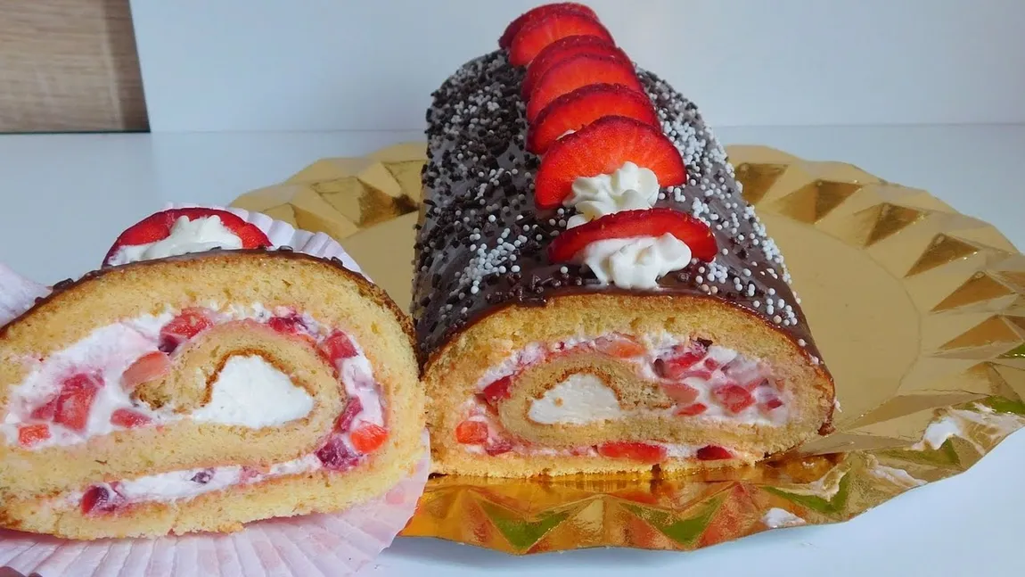 Rețeta delicioasă de tort cu cireșe, frișcă și mascarpone a Anytei Cooking. Te lingi pe degete!