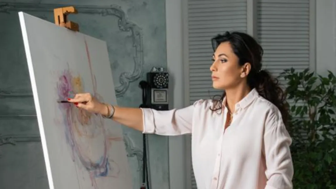 Loredana Popescu-Tăriceanu prezintă expoziția personală „Liniștea Petalelor”, la Baden-Baden. Vernisajul are loc sâmbătă, 13 iunie