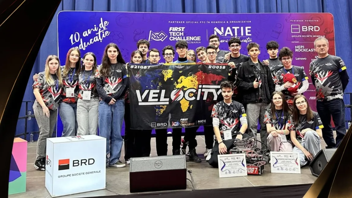 Performanță istorică pentru România: campioana mondială la robotică, echipa „Velocity” se înscrie în campania „100 de tineri pentru dezvoltarea României” și pleacă la o nouă confruntare globală - MTI