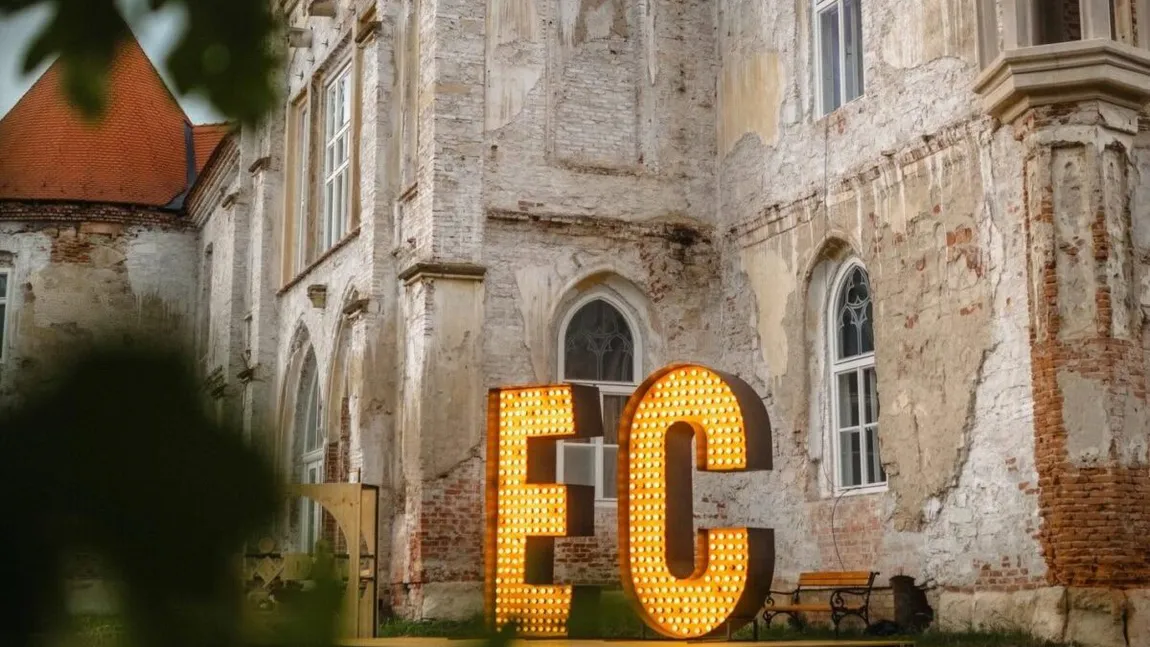 Electric Castle 2026. Cât costă un burger, o porție de cartofi prăjiți sau un pahar cu bere la festival
