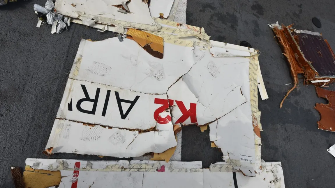 Avion dispărut de pe radare, epava a fost găsită în ocean. Se caută eventuali supravieţuitori