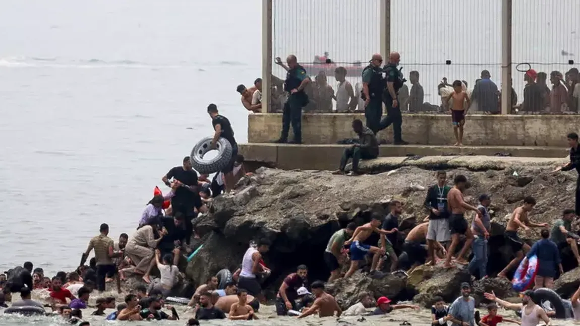 Franța și Italia suspendă Spațiul Schengen la granița cu Spania. Ursula Von der Leyen cere expulzarea rapidă a celor 60.000 de migranți din Ceuta: „Imaginile sunt inacceptabile”