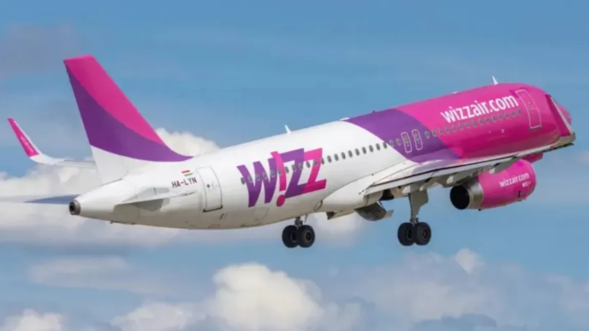 O cursă Wizz Air a fost la un pas de dezastru după ce piloții au folosit parametri greșiți pentru decolare. Avionul a trecut peste capătul pistei la doar patru metri altitudine
