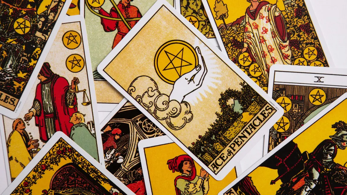 Horoscop TAROT pentru începutul lunii august 2026. Schimbări de situație și o întâlnire karmică