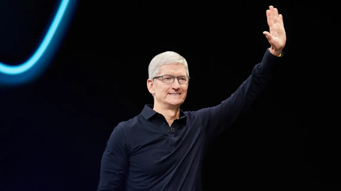 Tim Cook părăsește funcția de CEO al Apple, după 15 ani la conducerea companiei pe care a transformat-o într-un gigant de 5 trilioane de dolari