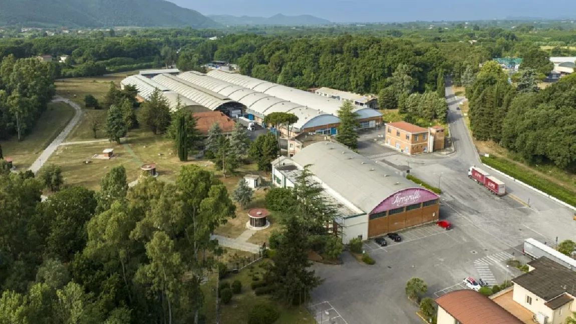 O mare companie din Italia angajează români. Salariul brut ajunge la 45.000 de euro pe an