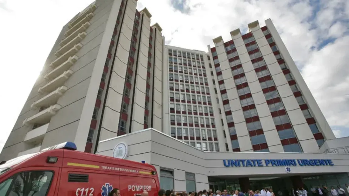 Tragedie la Spitalul Universitar! Un medic rezident de 28 de ani s-a aruncat de la etaj. Trupul neînsuflețit a fost descoperit pe o terasă