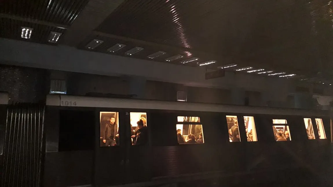 Risc de blackout la metrou. Hidroelectrica a notificat Metrorex că ar putea sista furnizarea energiei din cauza datoriilor uriaşe
