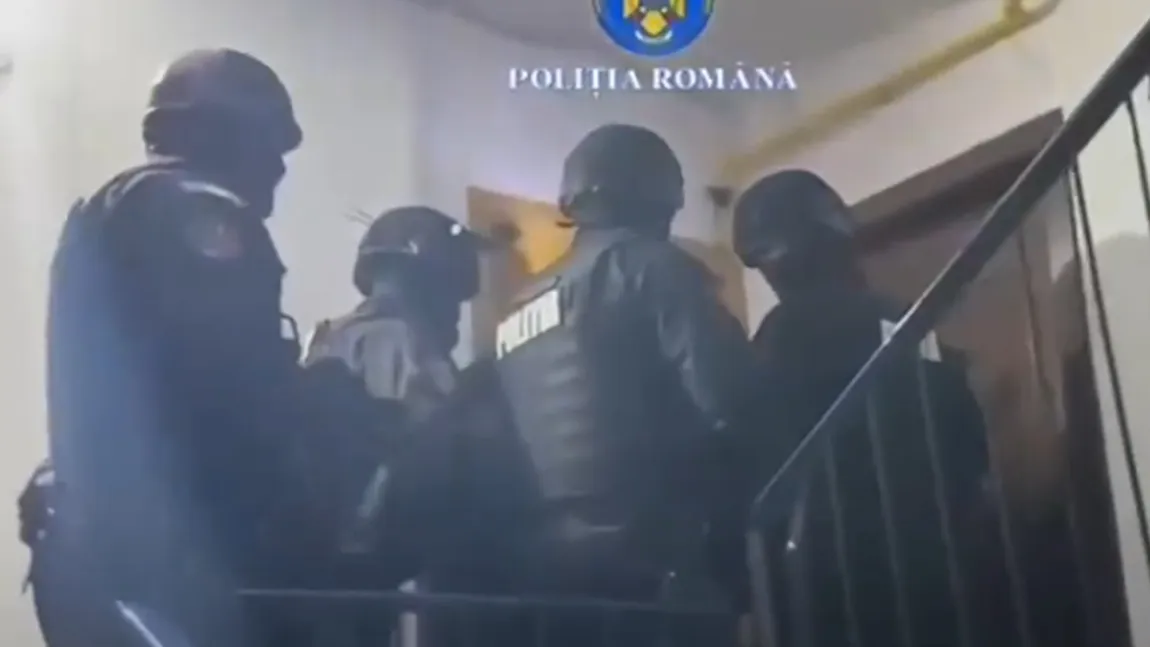 Bătaie într-un bloc din Capitală, proprietarul s-a dus cu ranga peste chiriașul rău-platnic. Și-au împărțit pumni și picioare, a fost nevoie de intervenția mascaților