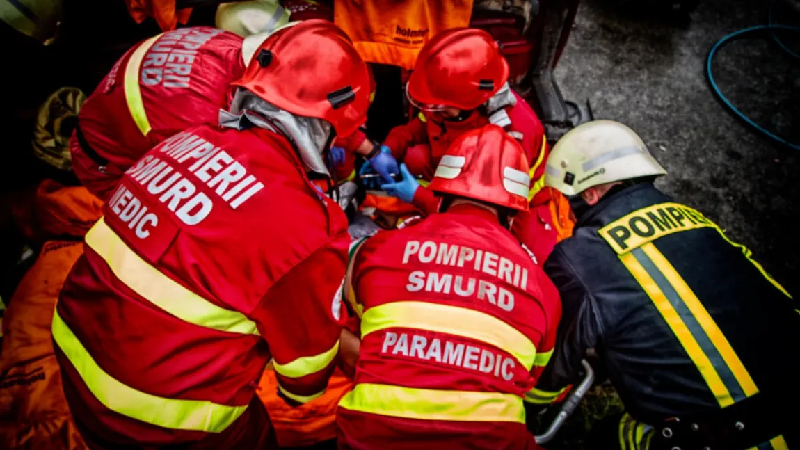Accidente în lanț în România. Un bărbat a murit în Vâlcea, iar alți doi au fost transportați la spital. La Sibiu a avut loc un accident cu șase persoane implicate