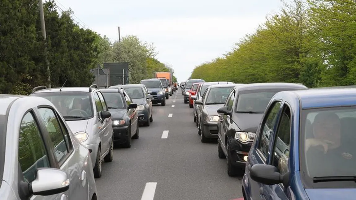 Aglomerație pe Valea Prahovei, dar și pe Autostrada Soarelui și pe Valea Oltului