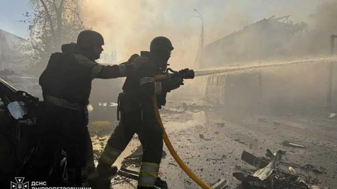 Războiul din Ucraina: Atac rusesc cu drone asupra unui centru comercial în Pavlograd VIDEO
