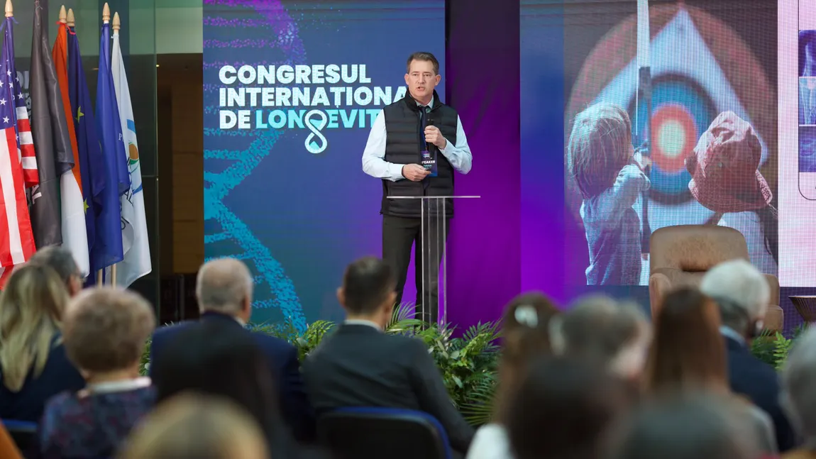 Patrick Paine, de la Harvard, spune cum ar putea fi „resetată” vârsta biologică. Primele idei care au ajuns pe scena Congresului Internațional al Longevității