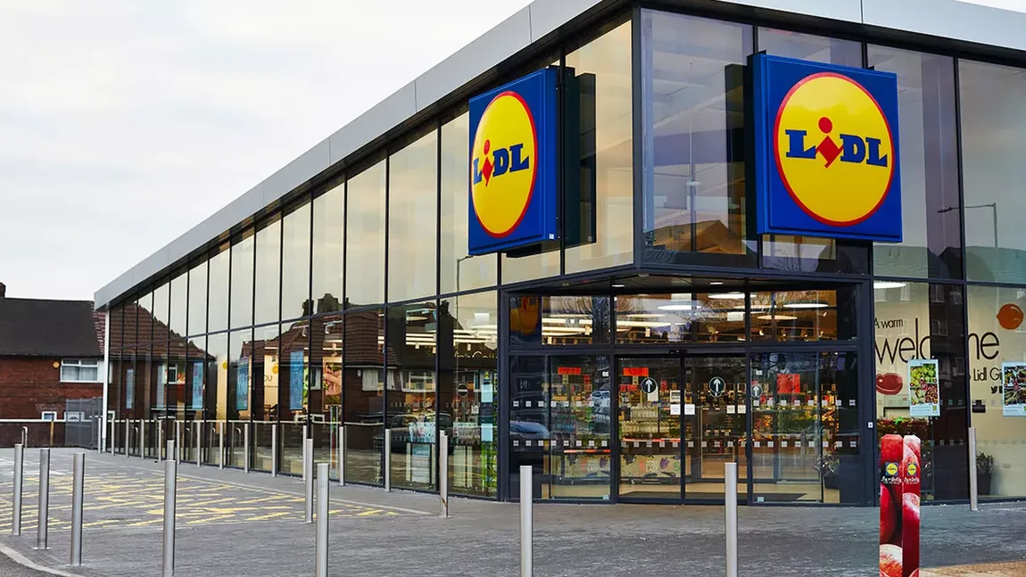 Lidl angajează la cel mai nou magazin. Ce salarii oferă și ce beneficiu primesc angajații de ziua lor