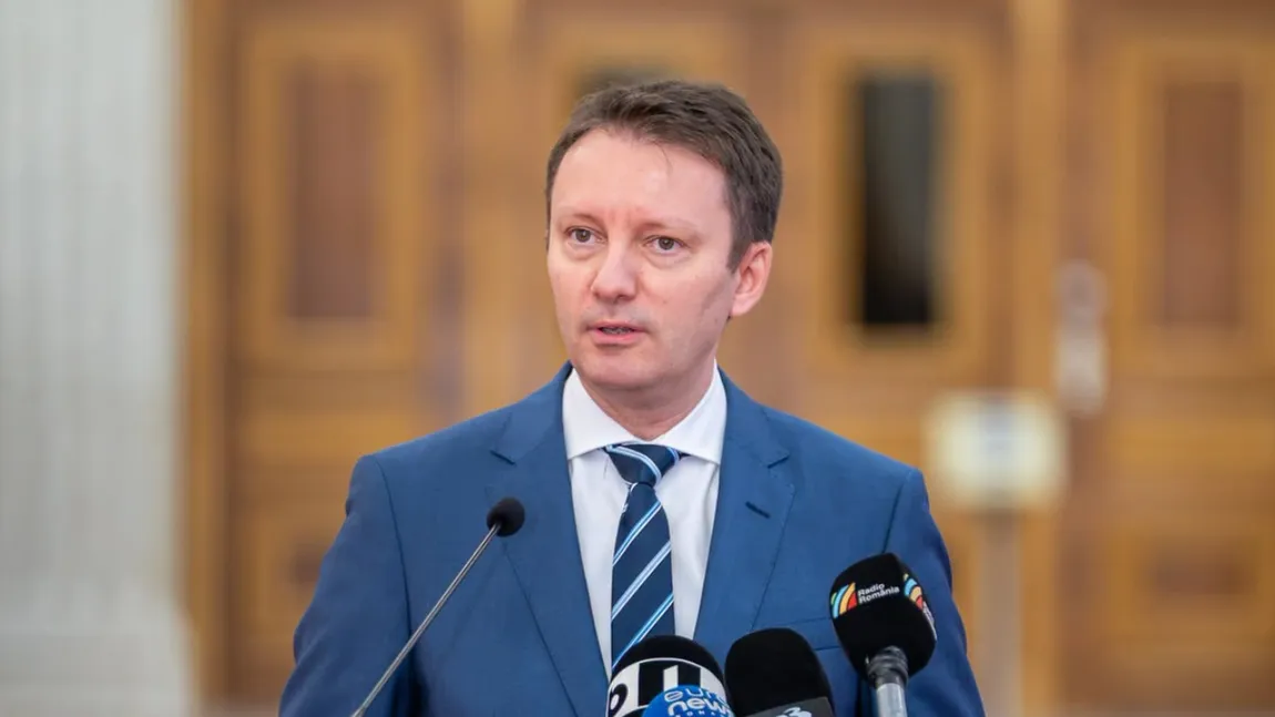 Siegfried Mureșan promite indexarea pensiilor și a alocațiilor și facturi mai mici pentru români în noul program de guvernare: „România intră într-o nouă etapă de creștere economică și dezvoltare” DOCUMENT
