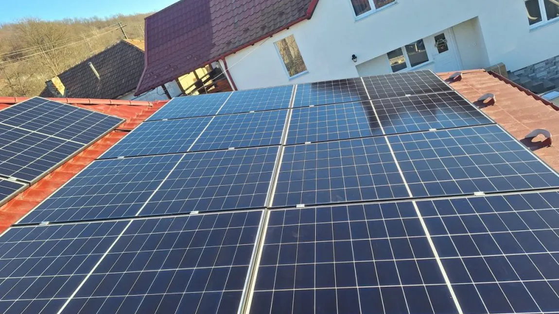 Ce se află, de fapt, într-un set panouri fotovoltaice? Trevora pune lucrurile în ordine