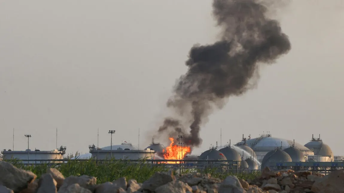 Rebeli houthi din Yemen au lovit aeroportul din Riad VIDEO