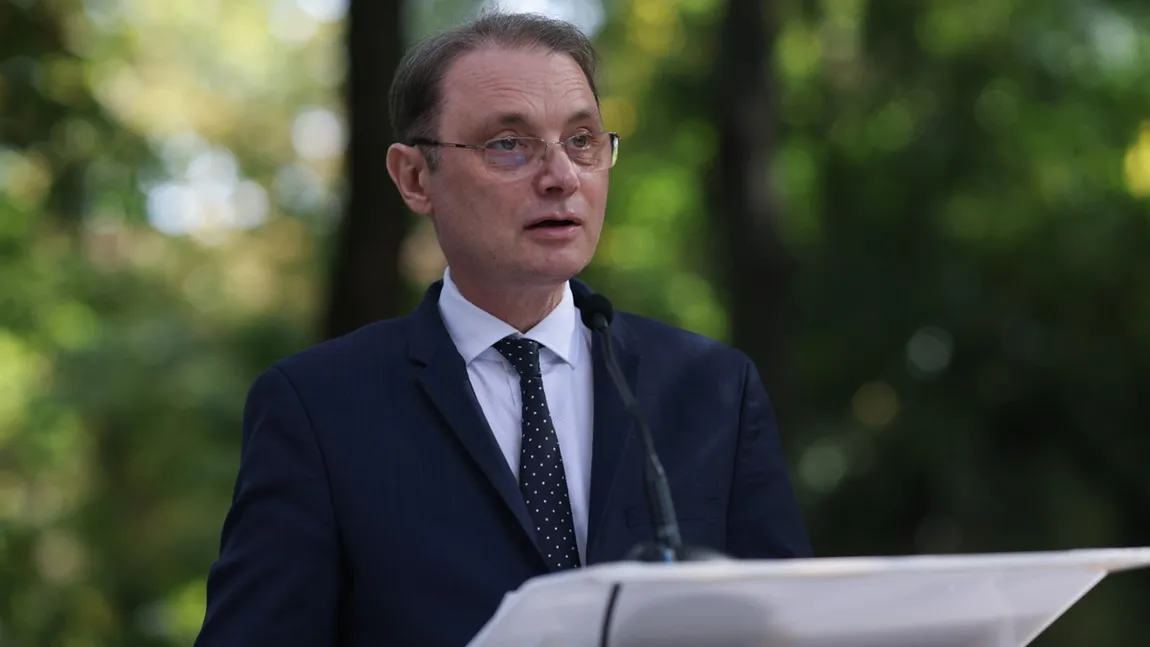 Ultima carte jucată de Luca Niculescu înainte de a-și depune mandatul. Când își va da „demisia” premierul desemnat dacă nu reușește să strângă o majoritate parlamentară care să-i asigure 233 de voturi