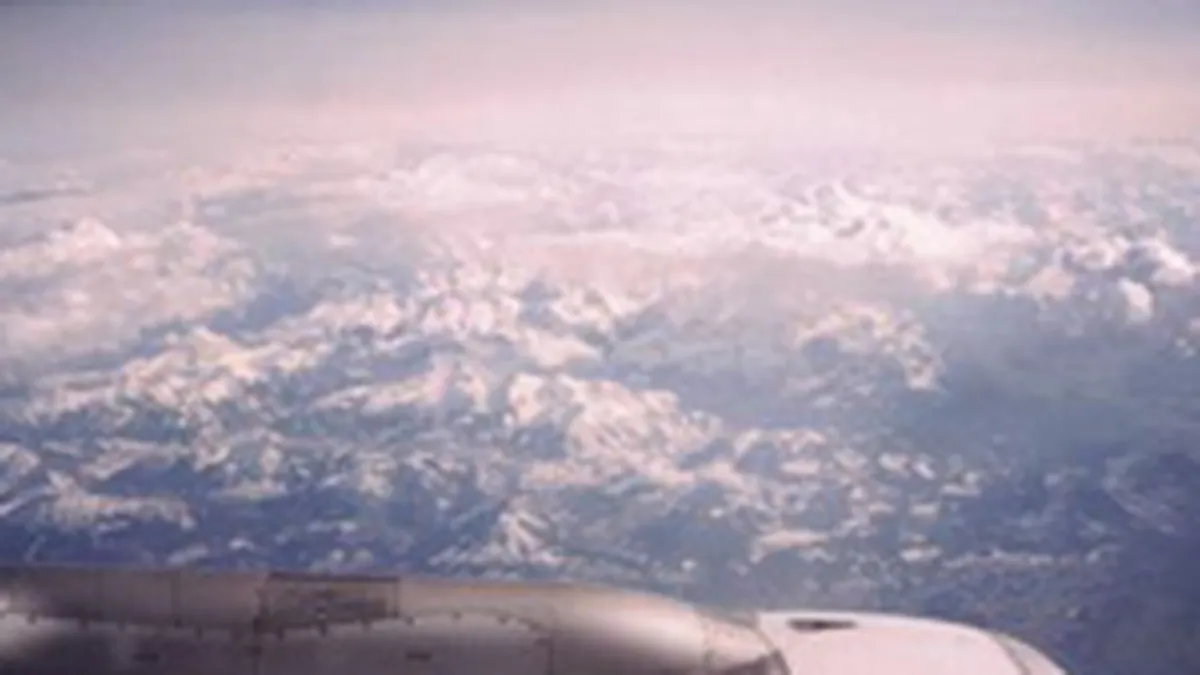 Solutia Blue Air pentru sarbatorile de iarna: bilete de avion gratuite