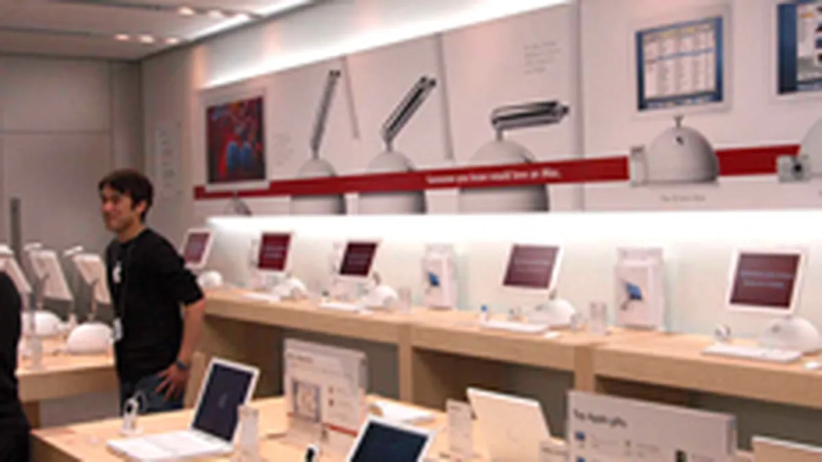 Record-maker-ul Apple: iPod a dus profitul trimestrial la 1 mld. $