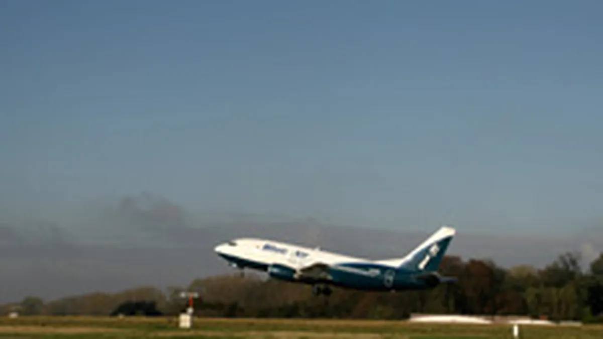 Blue Air lanseaza in martie curse zilnice catre Paris