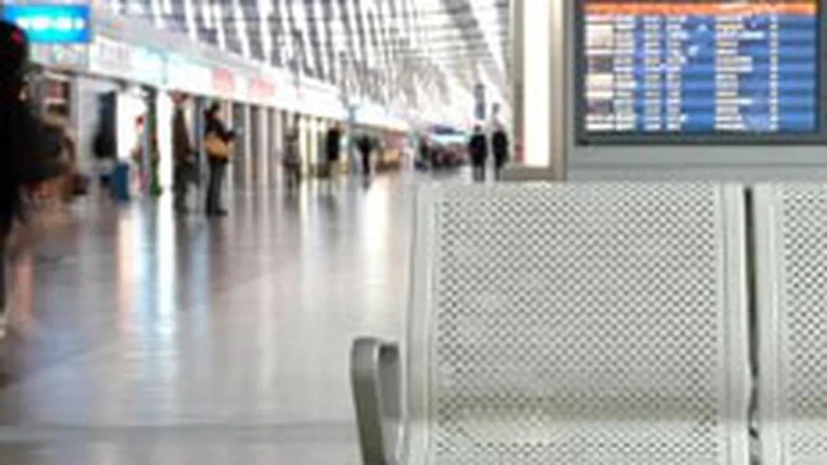 Aeroporturile de la Otopeni si Baneasa s-ar putea lista la Bursa dupa fuziune