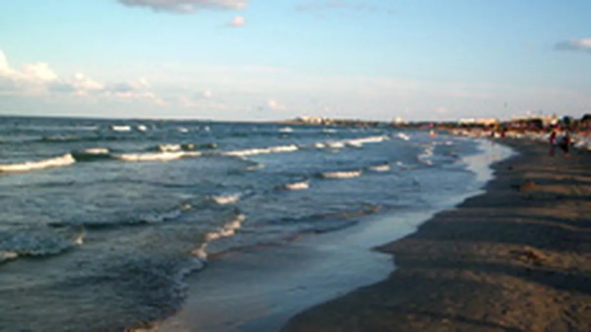 Japonezii au propus refacerea plajelor Mamaia Sud si Eforie Nord cu 44 mil.euro