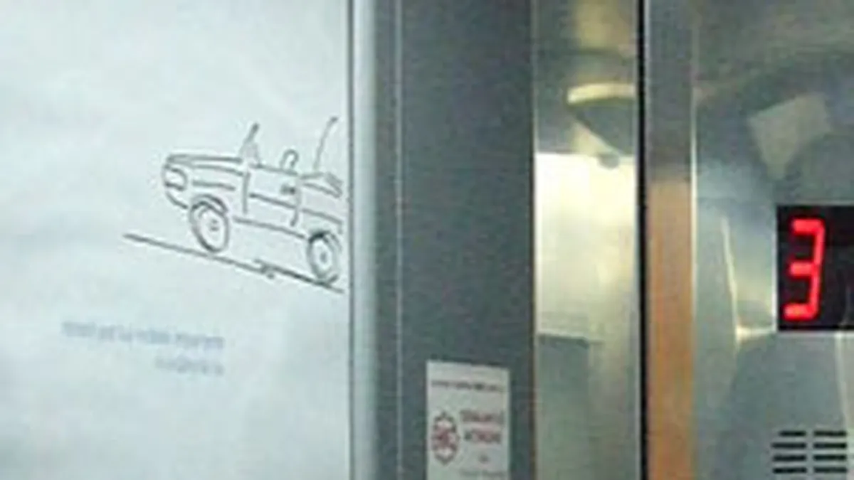 Elevate creste spre un sfert de milion de euro din publicitatea in lifturi