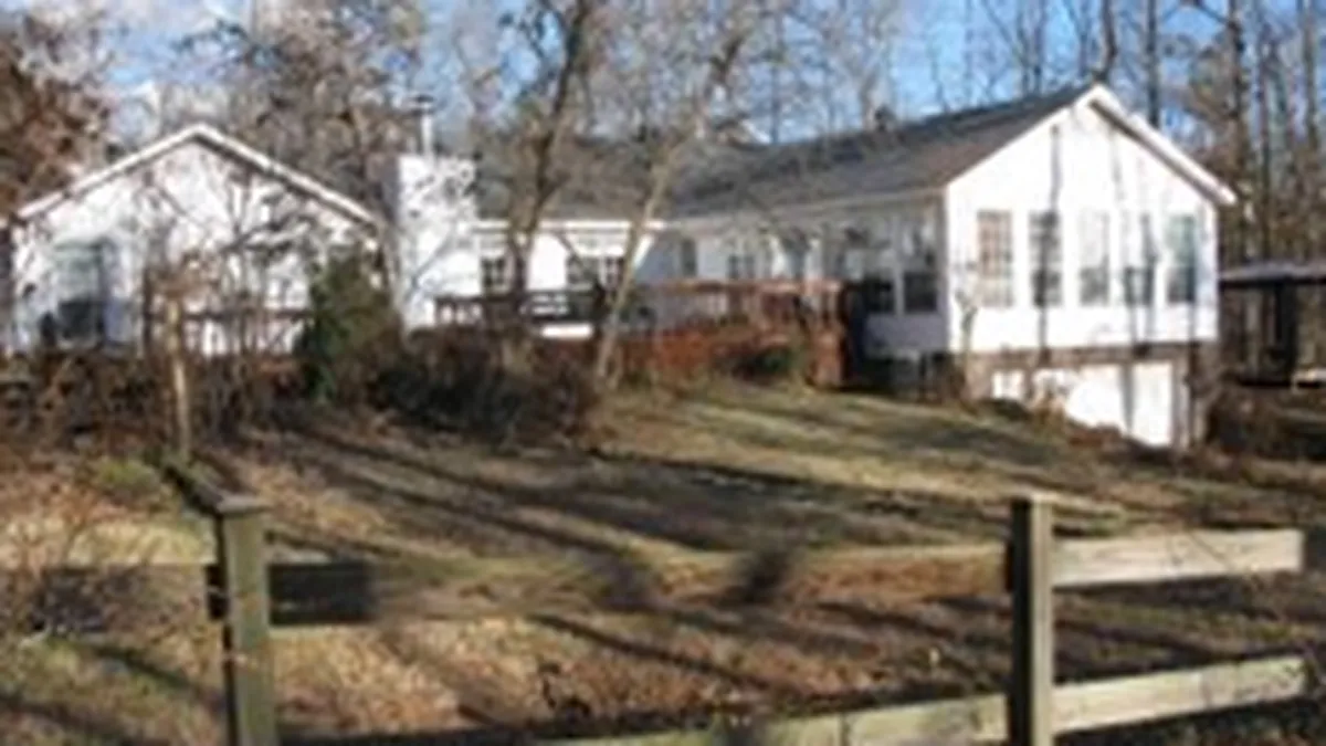 Galati: Casele si terenurile bat apartamentele in 2007