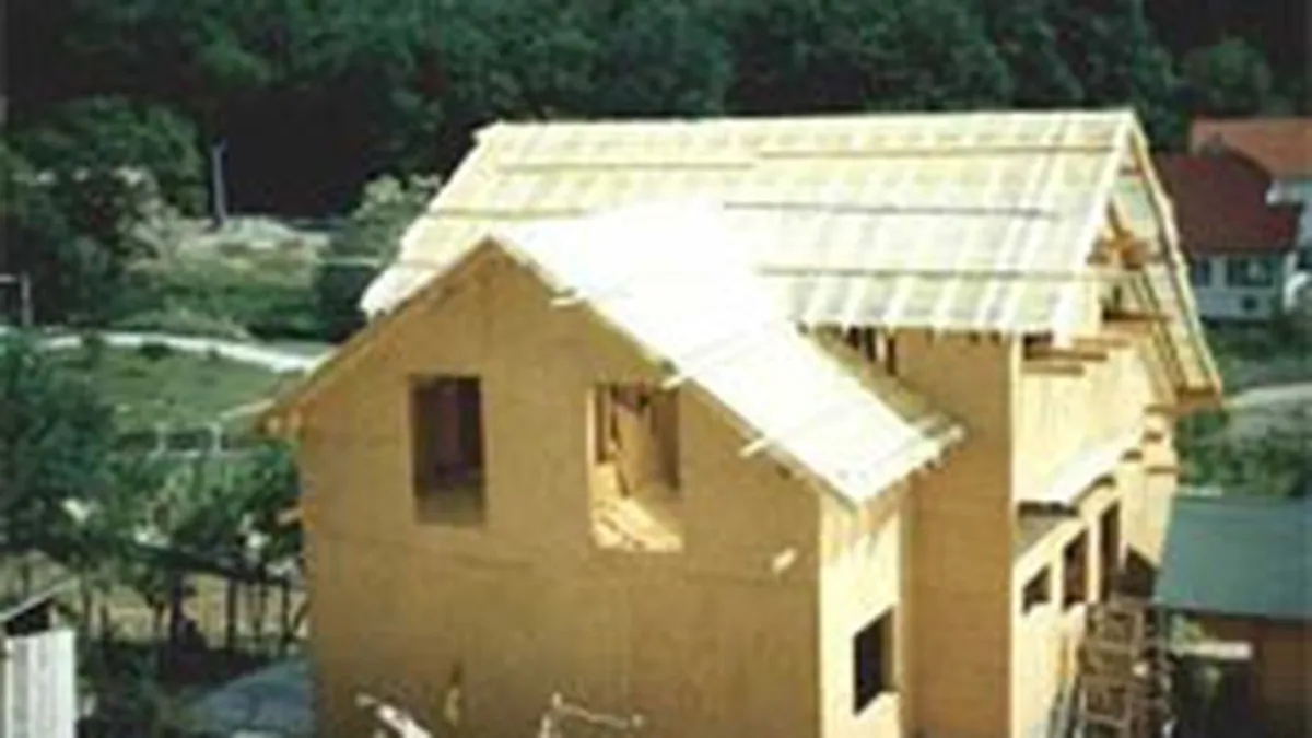 Numarul autorizatiilor de constructii de case a crescut in februarie cu 53%