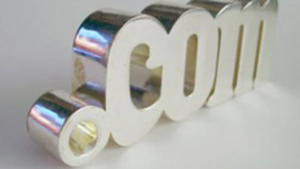 O treime din utilizatorii romani de Internet cumpara din magazinele online