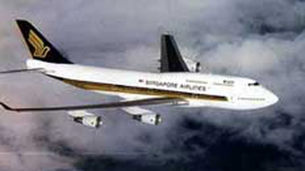 Profitul Singapore Airlines a crescut cu 250% in trimestrul patru fiscal