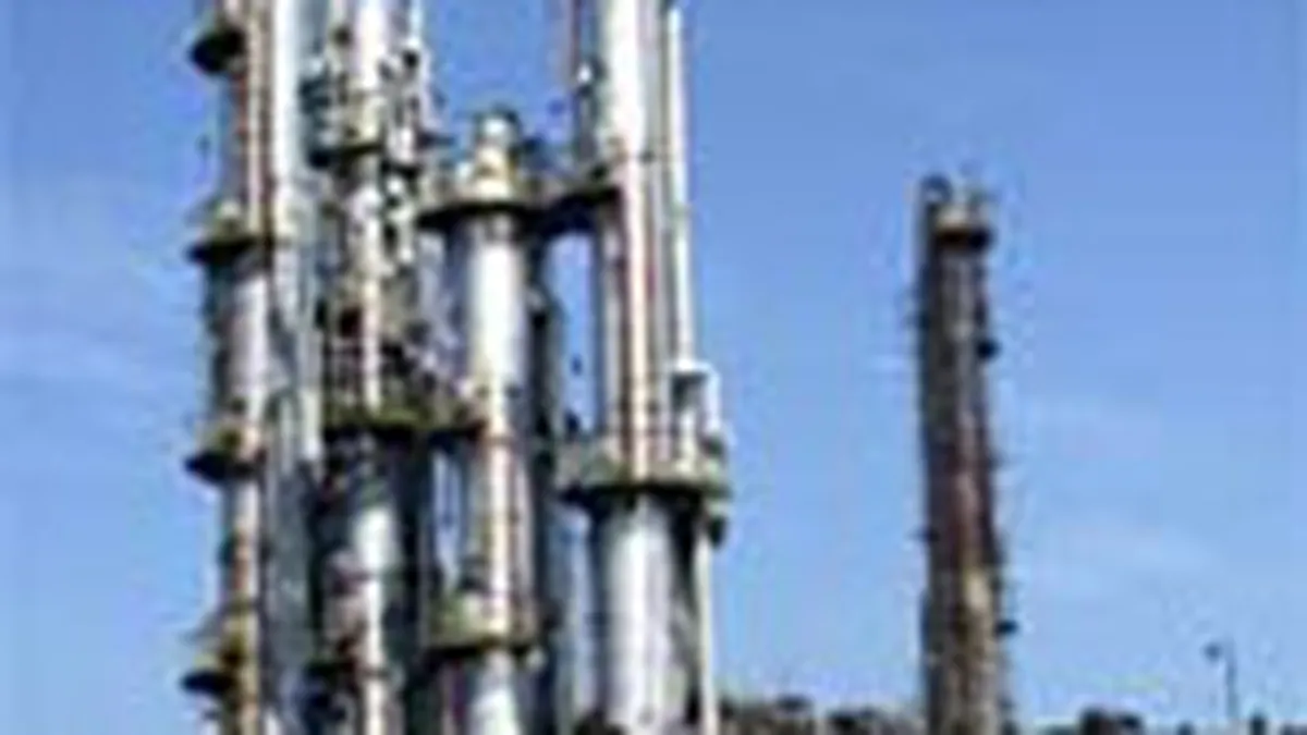 Petrom va inchide Rafinaria Arpechim pentru cel mult 6 luni