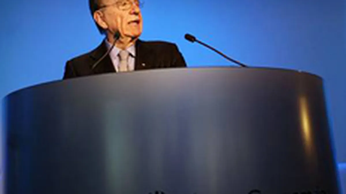 Murdoch promite independenta editoriala totala in schimbul preluarii Dow Jones