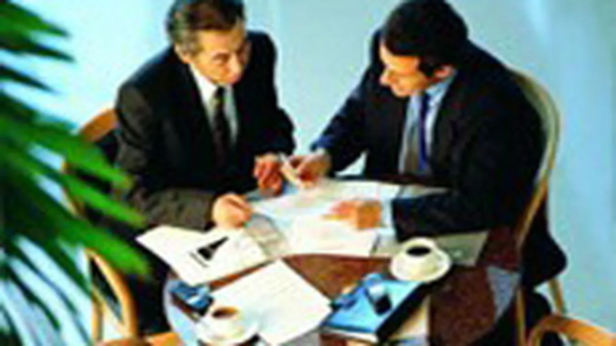 Salariul directorului de vanzari, mai mare decat al managerului general