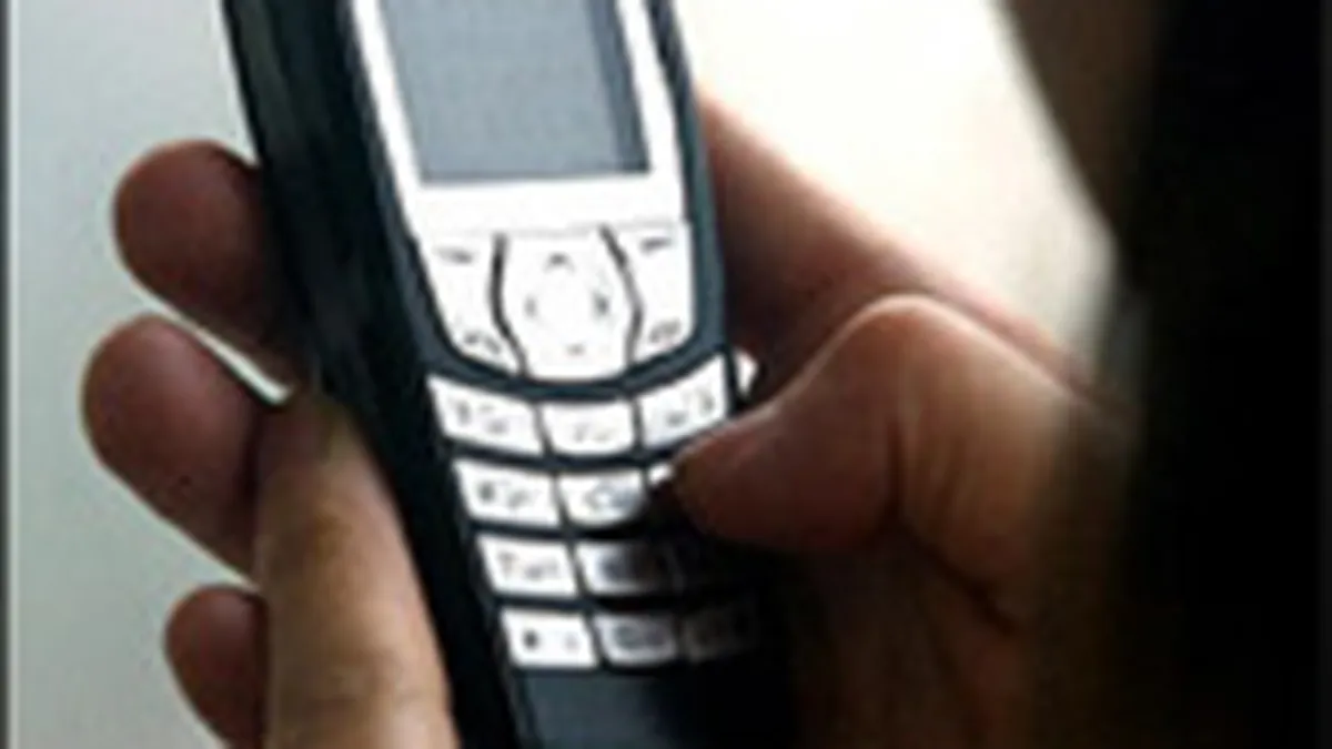 Tentative de fraudare prin mobil folosind numele companiei Elvila