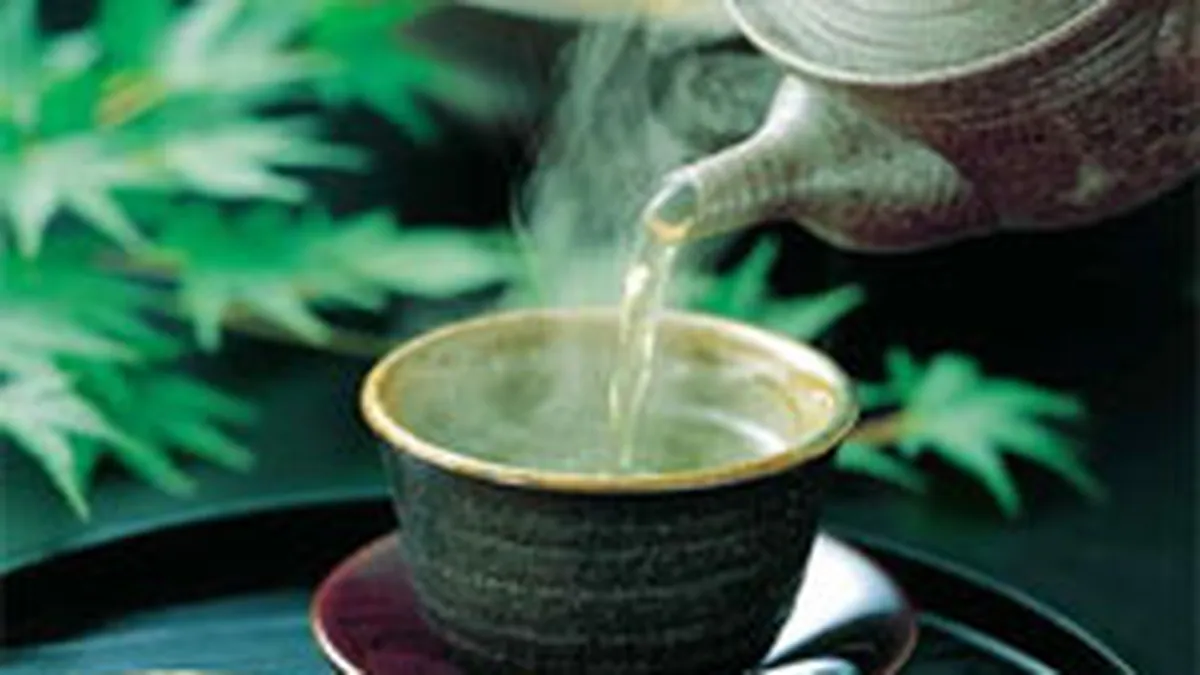 Contraatacul cafenelelor si barurilor poate distruge afacerile ceainariilor exclusiviste