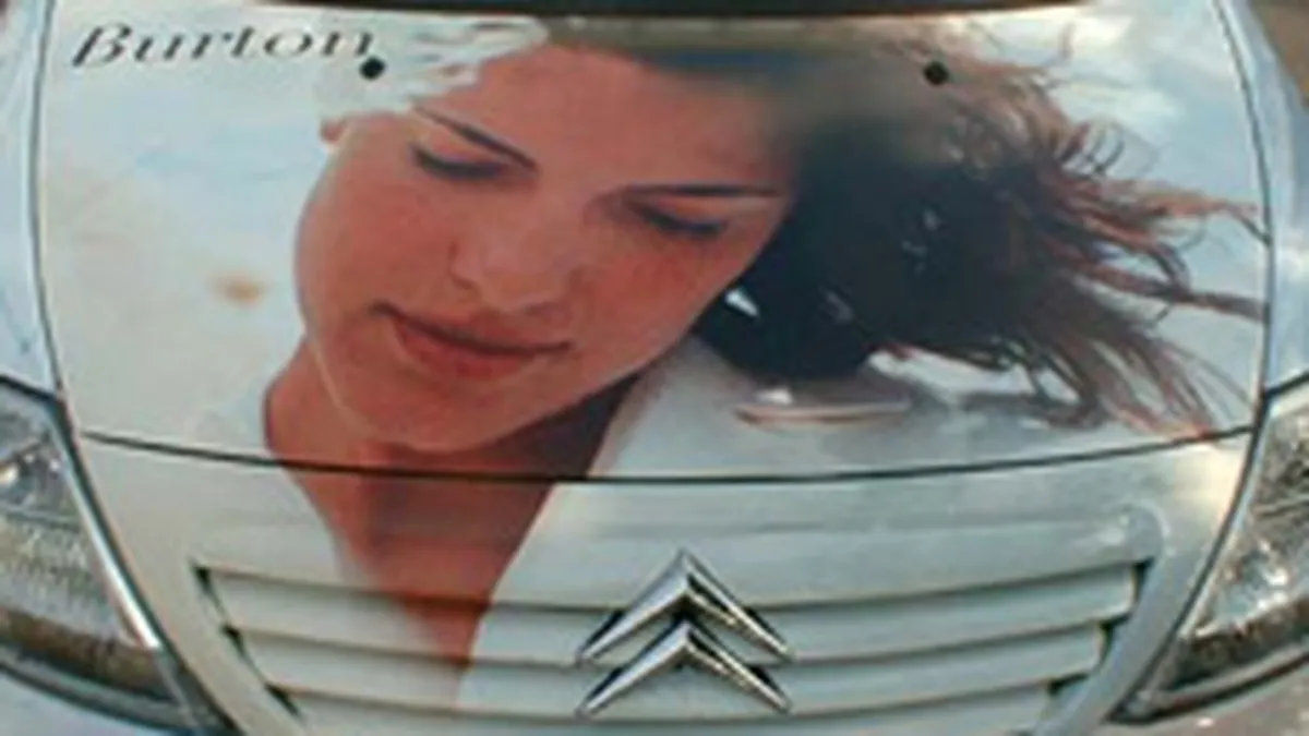 Publicitatea pe masini a devenit o moda in SUA - The New York Times