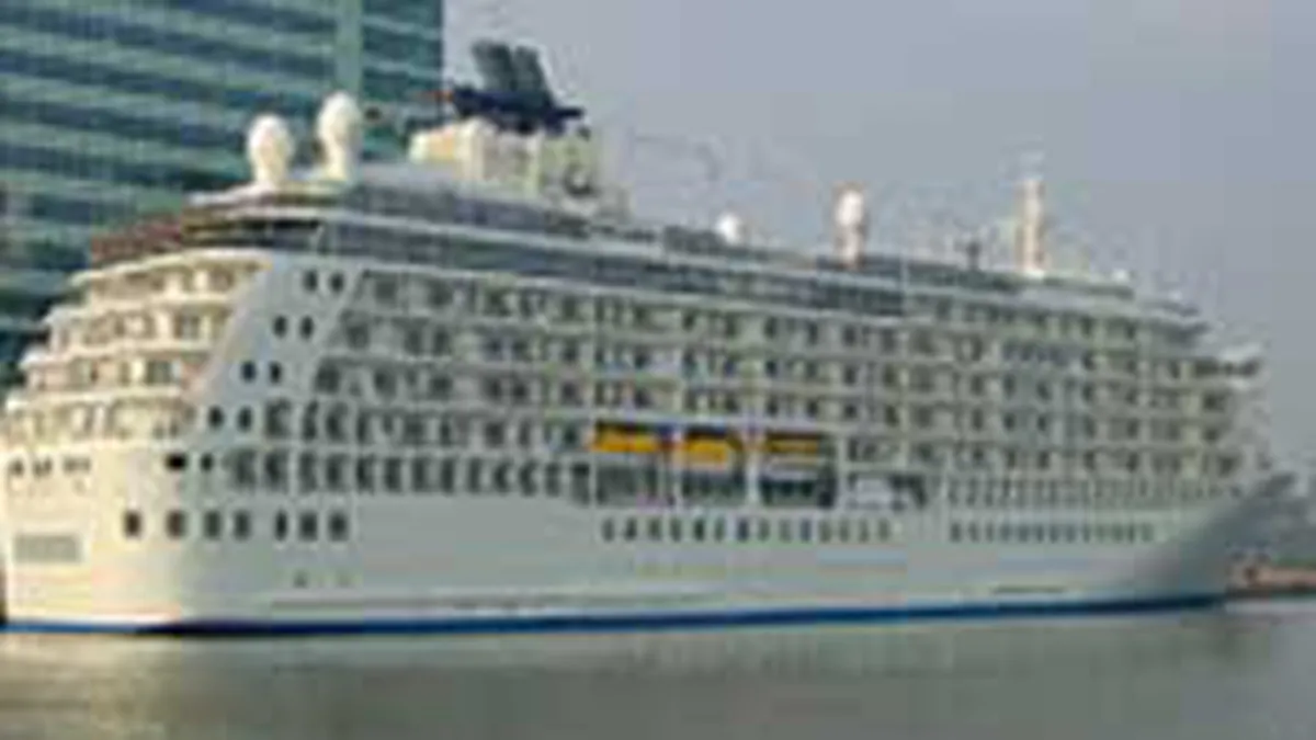 The World II, al doilea condo-hotel plutitor din lume, va incepe sa fie construit