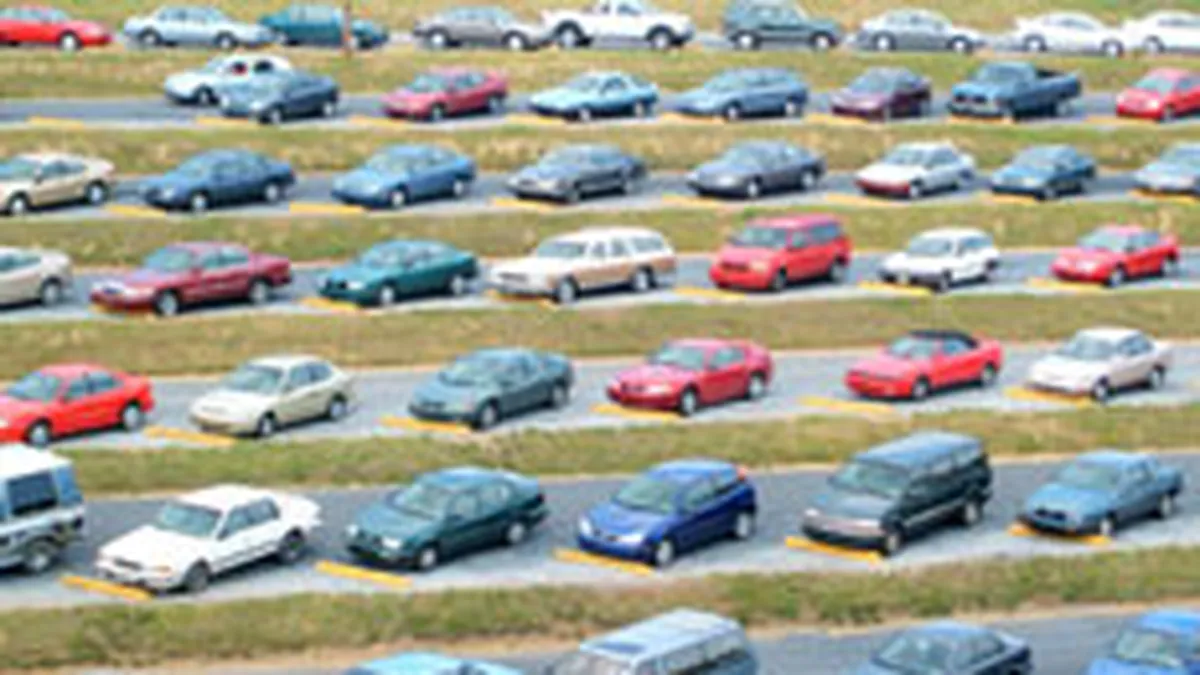 Fiat: Industria auto nu poate reduce poluarea mai devreme de 6-7 ani